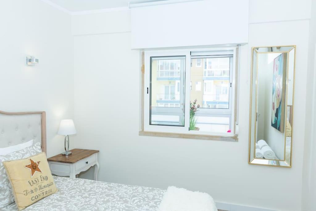 Beachome4U4 / Carcavelos Beach Parede Kültér fotó